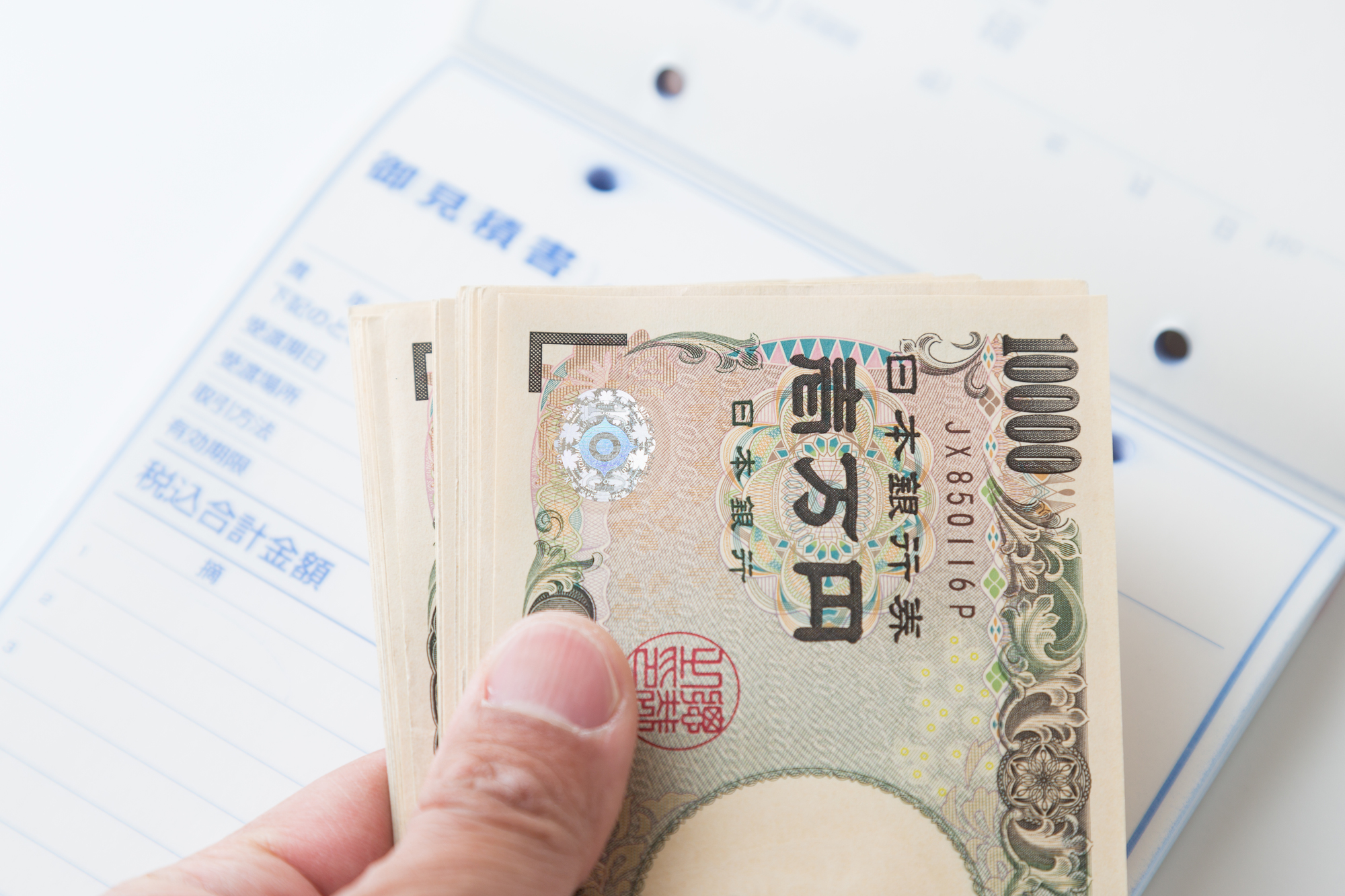 美容院開業する人と経理事務